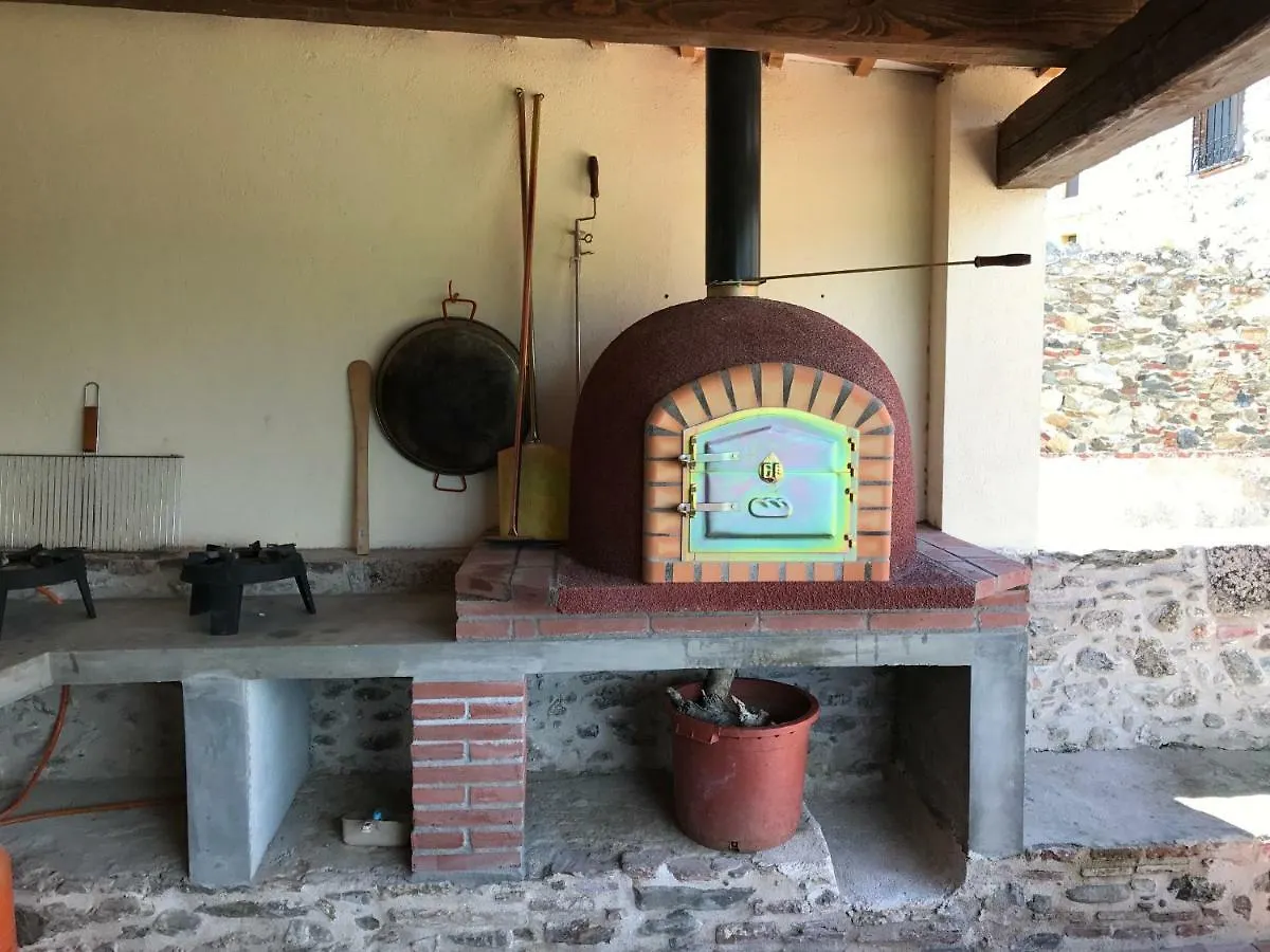 Molletero Villa Garriguella España